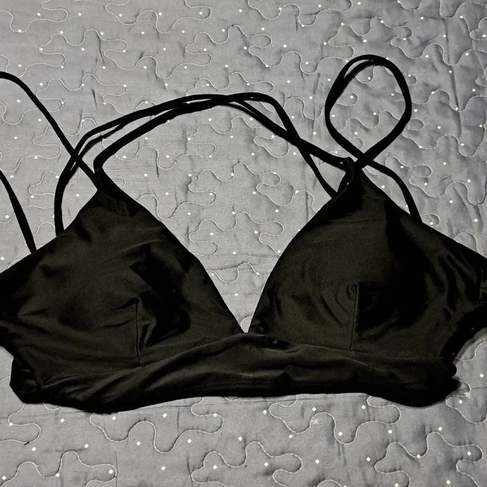 Shein Black bikini top size medium